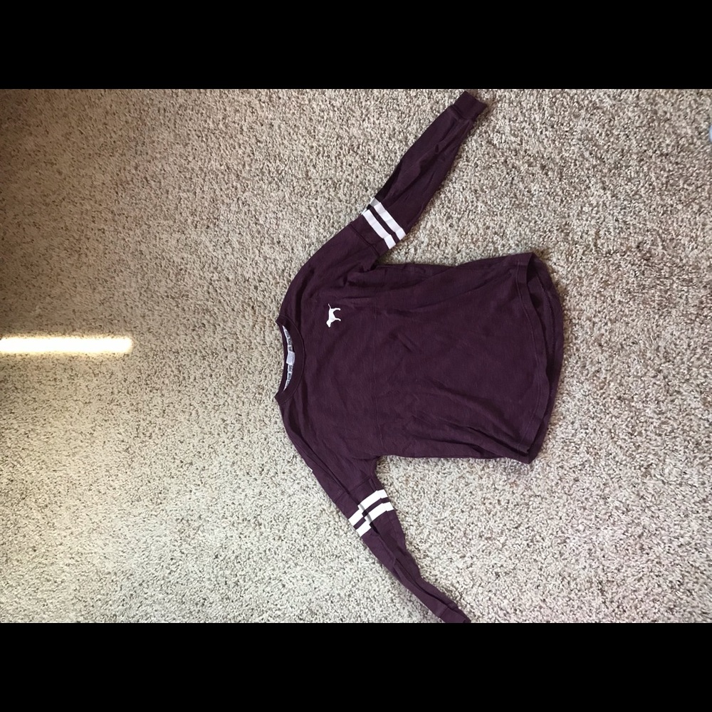 Maroon pullover